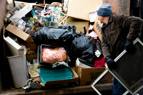 Best Carpet Removal and Disposal  in Flint, MI